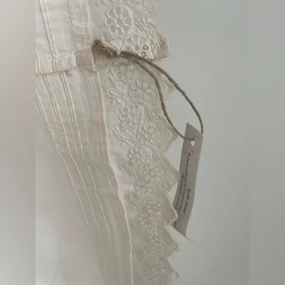 Christy Dawn Petites Adele Pearl Embroider - Picture 5 of 5